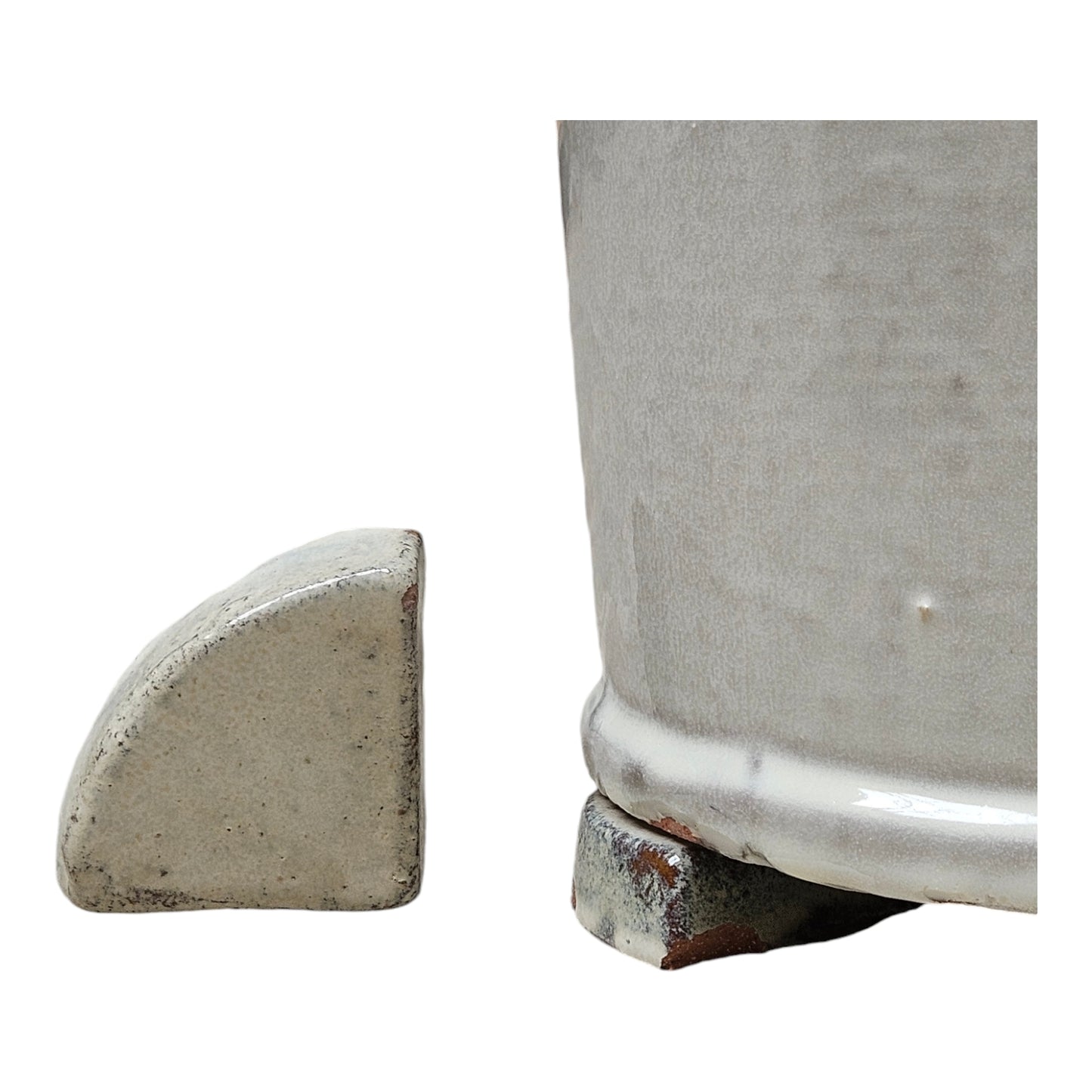 4 Untersetzer für Blumentopf | Grau-Weiß | 7cm x 2cm | Hochwertig