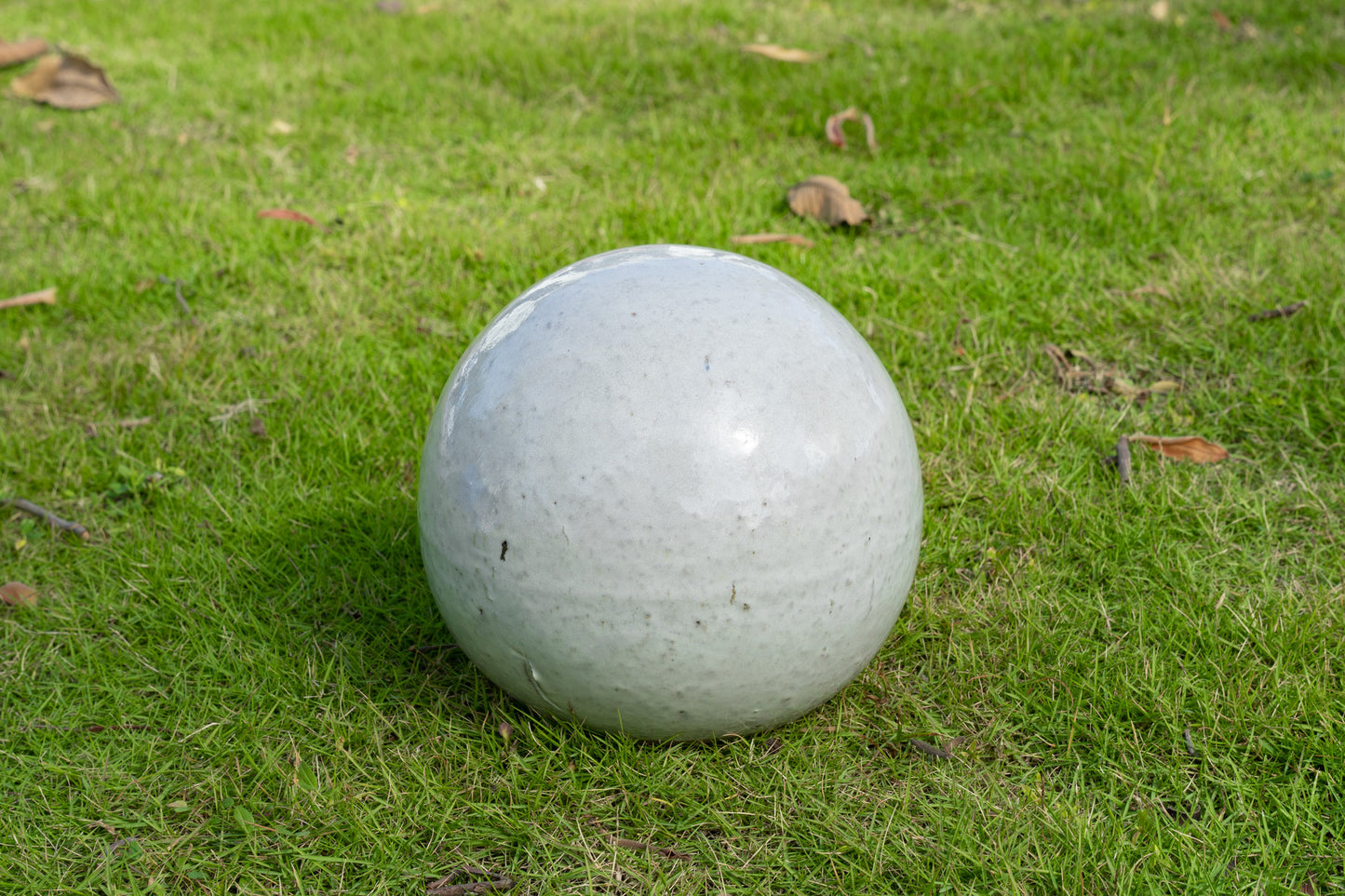 Gartenkugeln Rosenkugeln Keramik 3er Set Grau-Weiß glasiert