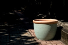 Frostfester Blumentopf 32cm: Modernes Design für Garten & Balkon