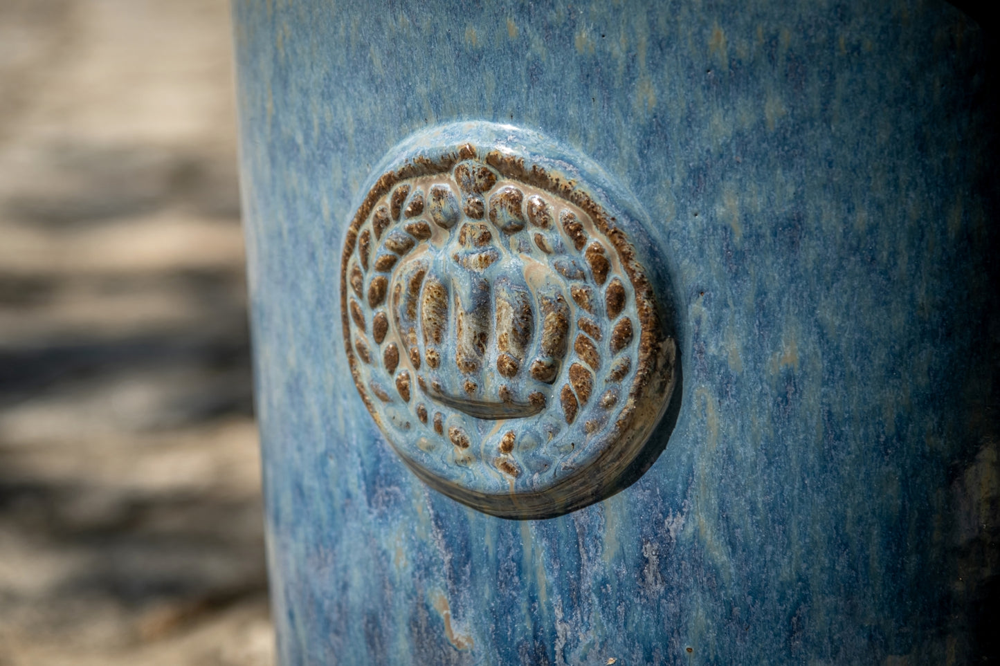 Provence Pflanzkübel mit 2 Kronen - Handgefertigt für Ihren Garten 33x38cm Rusty-Blue