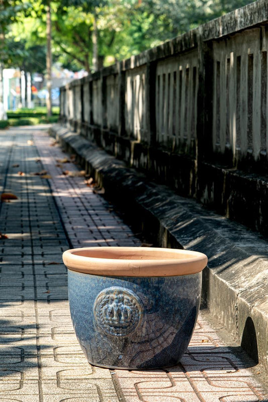 Pflanzgefäß Farmer (Ø 32cm x H 26cm) | Rostblau & Kronen | Teramico