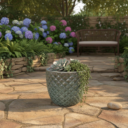 Pflanzgefäß Keramik "Bubble" Grün – Struktur & Frostfest (EggPot)