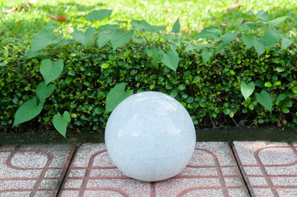 Gartenkugel Rosenkugel Keramik 28cm Grau-Weiß glasiert