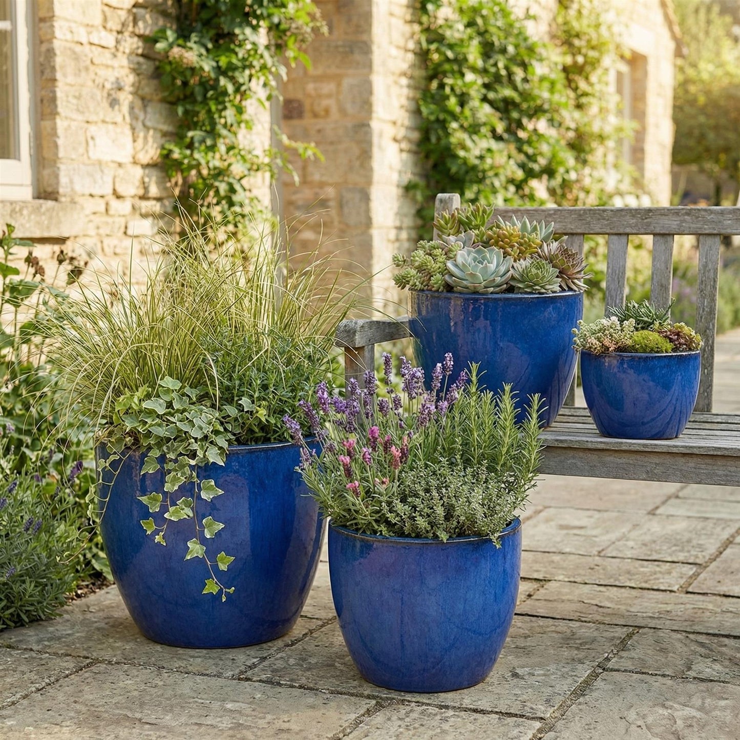 Keramik Pflanzgefäß "Egg Pot" Royal Blau – Wählbare Größen (21-48cm)