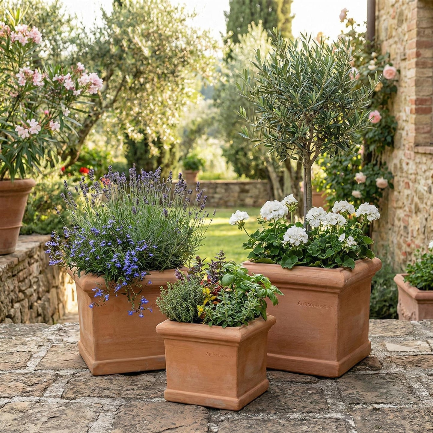 Terrakotta Topf quadratisch 25,8x25,8x24cm – frostfest & handgefertigt | Toscana