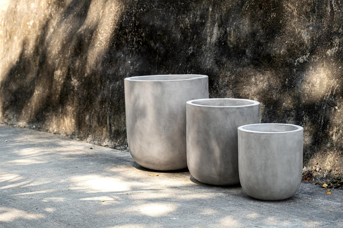 Blumentopf Beton "Dora-Tall" 24cm Dunkelgrau