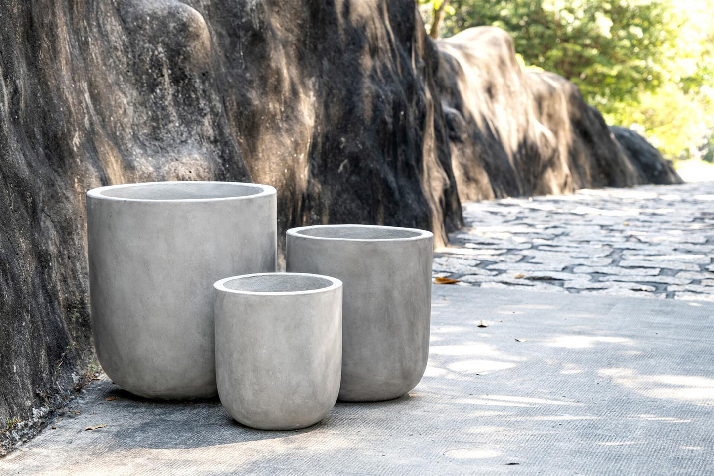 Blumentopf Beton "Dora-Tall" 24cm Dunkelgrau