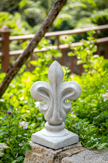 Fleur de Lys Beton