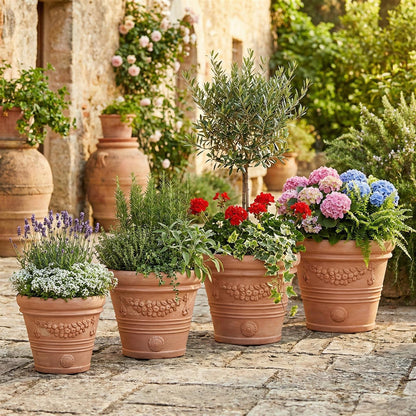 Terrakotta Pflanzkübel "Festonato" – Ø 36 cm – Italienisches Design – Handarbeit – Frostfest