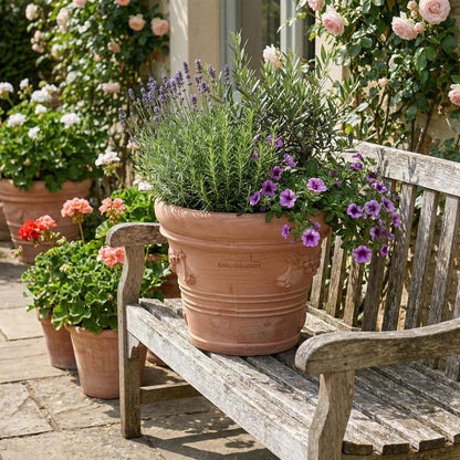 Terrakotta Pflanzkübel "Festonato" – Ø 36 cm – Italienisches Design – Handarbeit – Frostfest