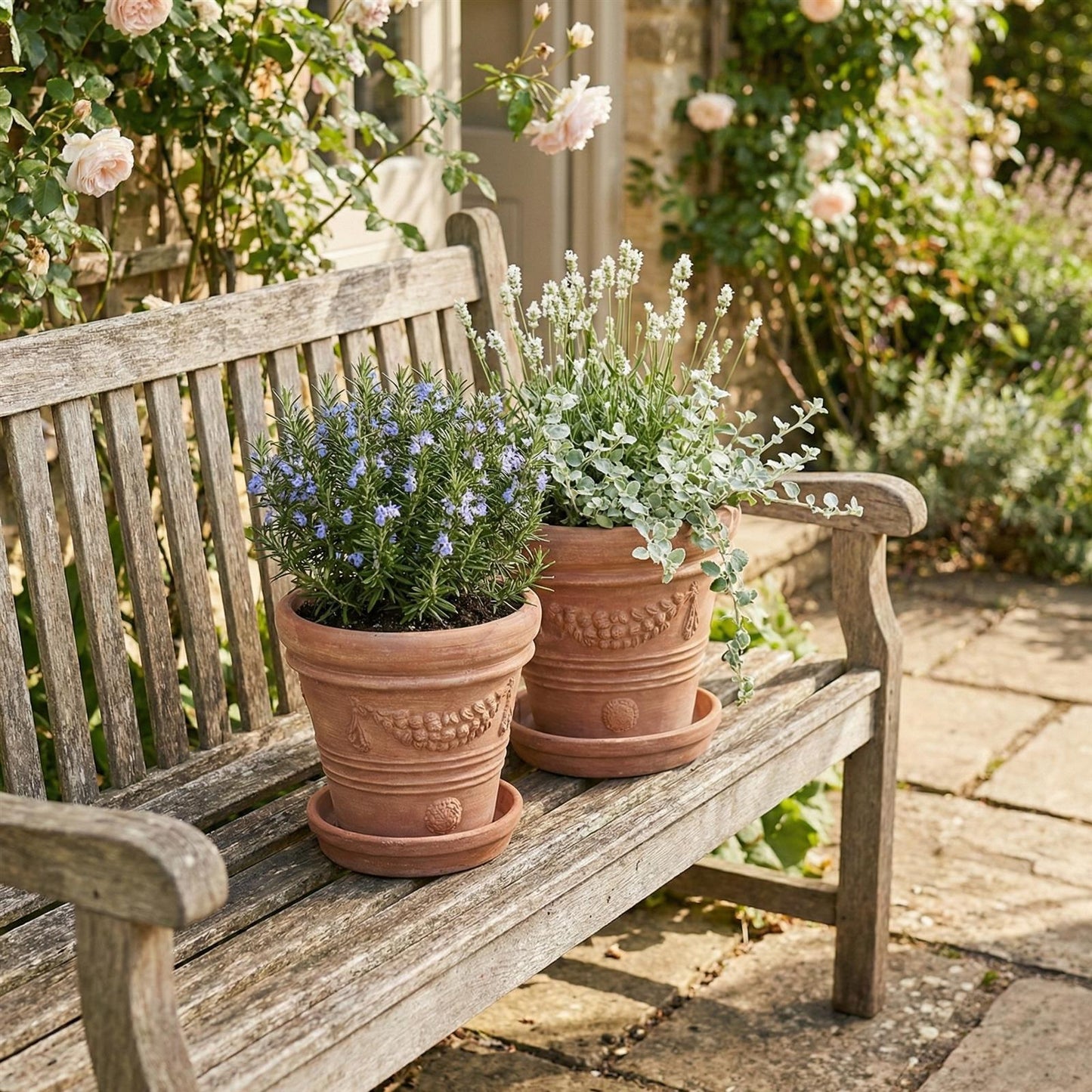 Terrakotta Pflanzkübel "Festonato" – Ø 36 cm – Italienisches Design – Handarbeit – Frostfest