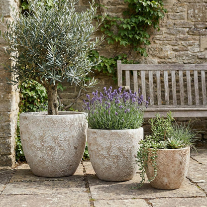 Pflanzgefäß "Egg Pot" Lava Weiß – Ø 21 bis 38 cm – Geschliffene Struktur