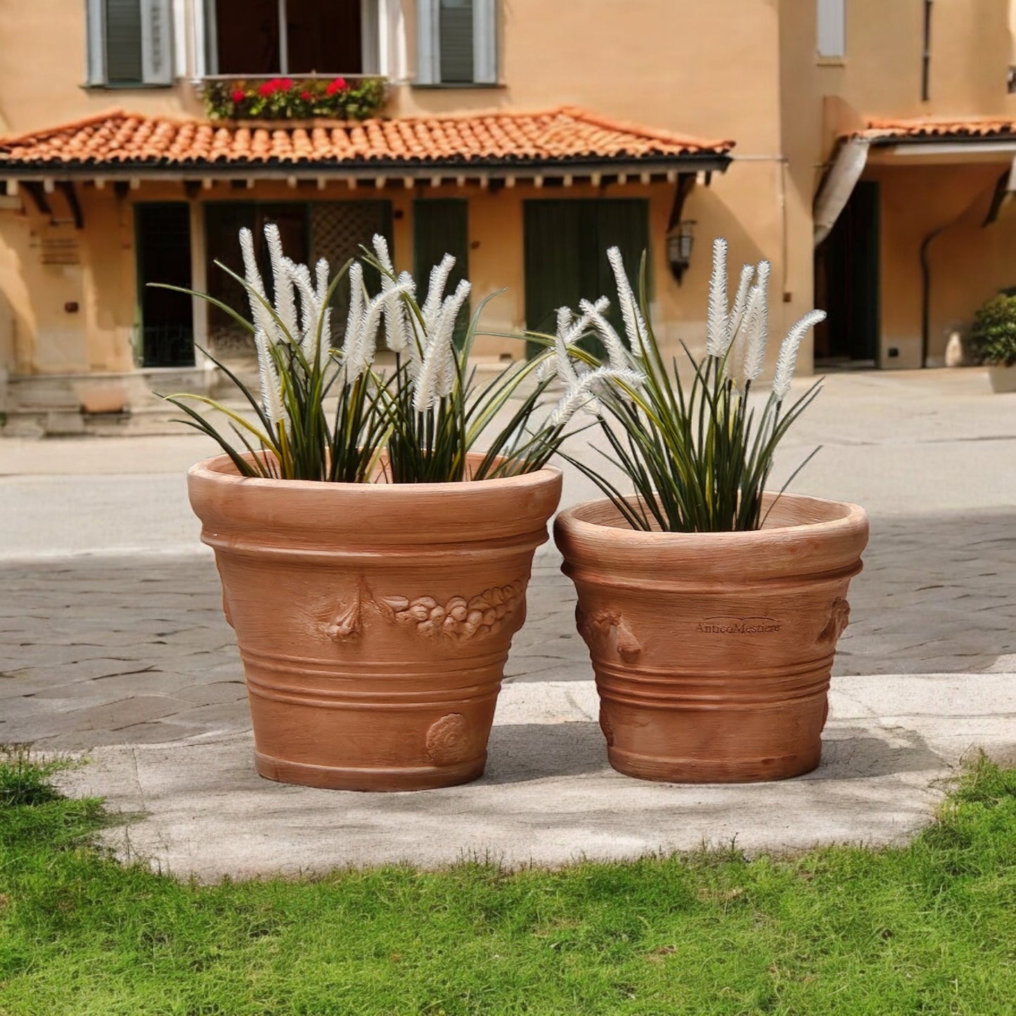 Terrakotta Blumentopf mit Girlanden Ø 41 cm – Groß, Frostfest & Handgefertigt in Italien